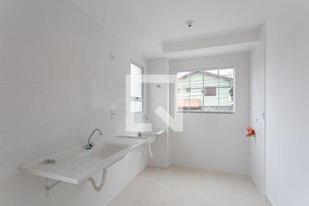 Apartamento à venda com 44m², 2 quartos e sem vaga Apartamento à venda com 44m², 2 quartos e sem vagaCozinha e Área de Serviço