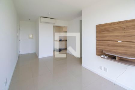 Sala de Estar de apartamento à venda com 2 quartos, 58m² em Vila Nova, Porto Alegre