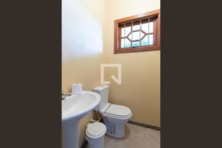 Lavabo 2 de casa à venda com 3 quartos, 385m² em Ipanema, Porto Alegre