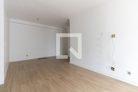 Sala de apartamento para alugar com 3 quartos, 82m² em Vila Isa, São Paulo
