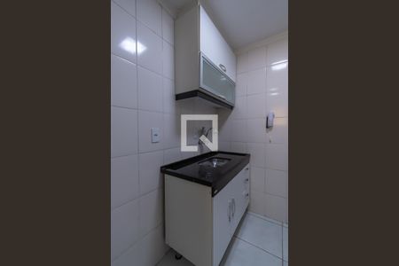 Cozinha de apartamento para alugar com 1 quarto, 42m² em Centro, Campinas