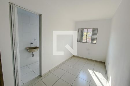 Quarto de kitnet/studio para alugar com 1 quarto, 28m² em Água Rasa, São Paulo