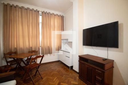 Sala de apartamento para alugar com 1 quarto, 36m² em Copacabana, Rio de Janeiro