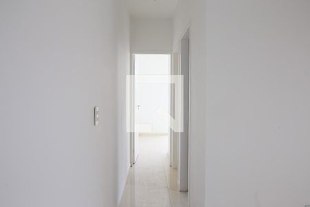 Corredor de apartamento à venda com 2 quartos, 47m² em Campestre, Santo André
