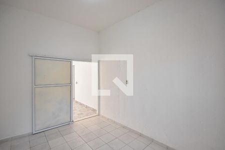 Quarto 2 de casa para alugar com 2 quartos, 56m² em Jardim Taboao, São Paulo