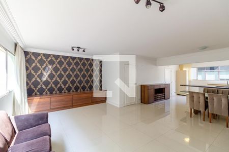 Apartamento à venda com 151m², 4 quartos e 2 vagasSala