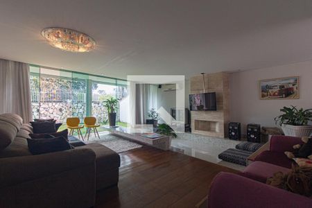 Sala de Estar de casa para alugar com 3 quartos, 500m² em Jardim Social, Curitiba