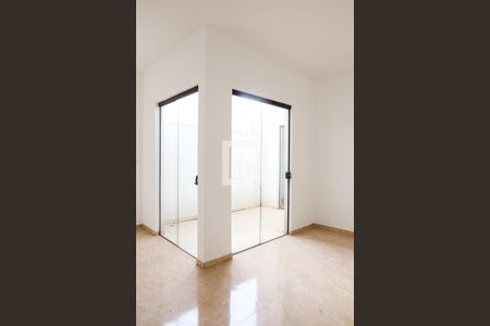 Sala de apartamento à venda com 2 quartos, 57m² em Campestre, Santo André