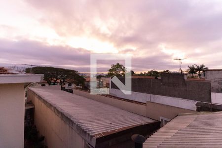 Vista de casa à venda com 3 quartos, 250m² em Vila Santana, São Paulo