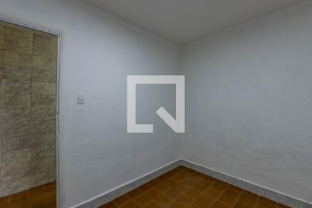 Quarto de casa para alugar com 2 quartos, 250m² em Vila California, São Paulo