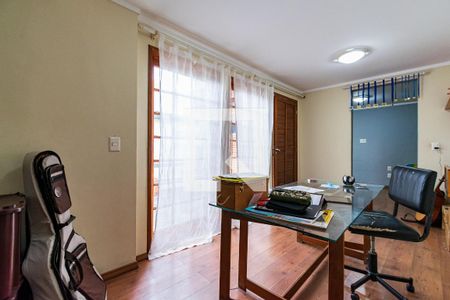 Casa à venda com 400m², 5 quartos e 2 vagas Casa à venda com 400m², 5 quartos e 2 vagasStudio