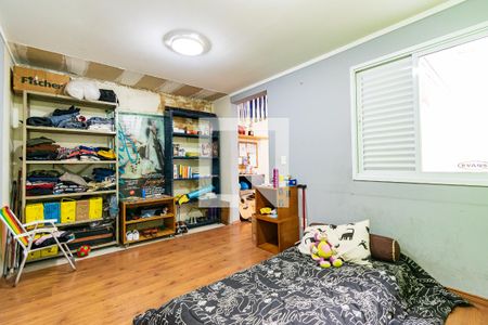 Casa à venda com 400m², 5 quartos e 2 vagas Casa à venda com 400m², 5 quartos e 2 vagasQuarto do Studio