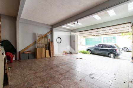 Casa à venda com 400m², 5 quartos e 2 vagas Casa à venda com 400m², 5 quartos e 2 vagasGaragem
