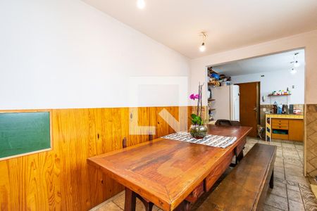 Casa à venda com 400m², 5 quartos e 2 vagas Casa à venda com 400m², 5 quartos e 2 vagasSala de Jantar