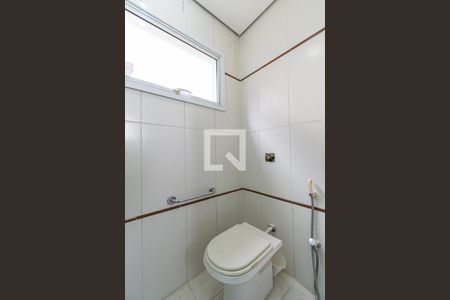 Casa à venda com 400m², 5 quartos e 2 vagas Casa à venda com 400m², 5 quartos e 2 vagasBanheiro da Suíte de Serviço