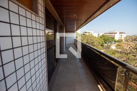 Varanda de apartamento para alugar com 4 quartos, 250m² em Jardim Vinte E Cinco de Agosto, Duque de Caxias