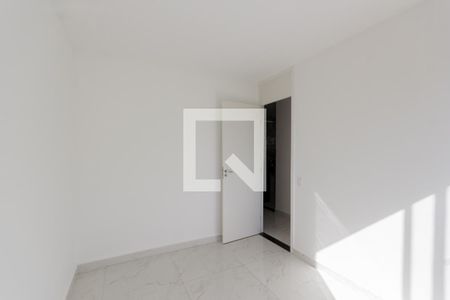 Quarto 1 de apartamento para alugar com 2 quartos, 45m² em Jacarepaguá, Rio de Janeiro