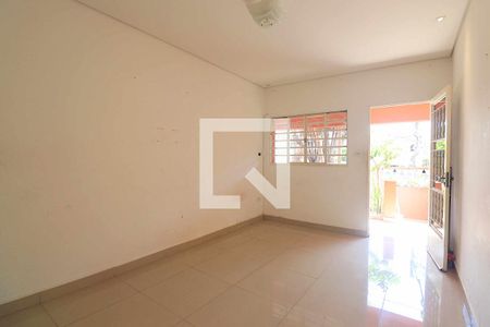 Sala de casa à venda com 2 quartos, 180m² em Vila Alto de Santo Andre, Santo André