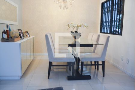 Sala de casa para alugar com 6 quartos, 120m² em Stella Maris, Salvador