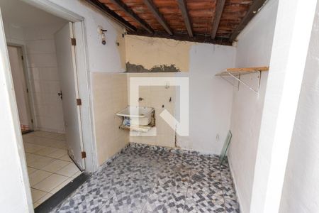 Casa de condomínio à venda com 60m², 2 quartos e 1 vaga Casa de condomínio à venda com 60m², 2 quartos e 1 vagaÁrea de Serviço