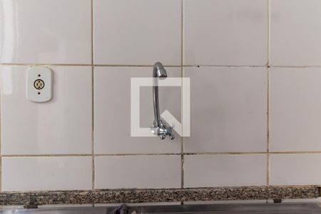 Casa de condomínio à venda com 60m², 2 quartos e 1 vaga Casa de condomínio à venda com 60m², 2 quartos e 1 vagaCozinha - Torneira