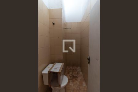 Casa de condomínio à venda com 60m², 2 quartos e 1 vaga Casa de condomínio à venda com 60m², 2 quartos e 1 vagaBanheiro