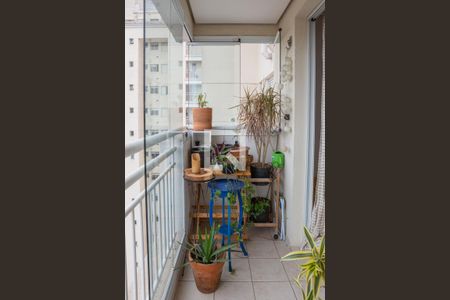 Sacada de apartamento à venda com 2 quartos, 58m² em Lapa, São Paulo