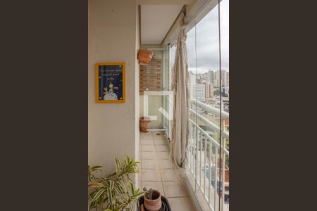 Sacada de apartamento à venda com 2 quartos, 58m² em Lapa, São Paulo