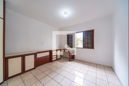 Quarto 1 de casa para alugar com 3 quartos, 155m² em Jardim Silvana, Santo André