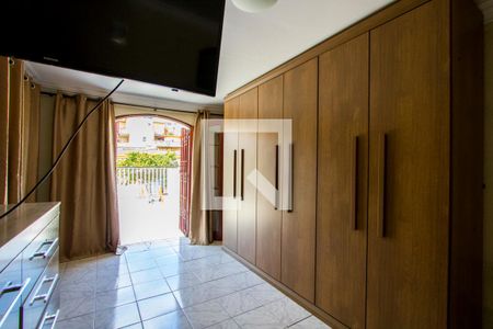 Quarto 1 de casa à venda com 3 quartos, 179m² em Vila Linda, Santo André