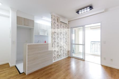 Sala de apartamento para alugar com 2 quartos, 50m² em Vila Nova Mazzei, São Paulo