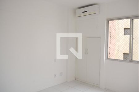 Quarto 2 com banheiro de apartamento para alugar com 3 quartos, 78m² em Pituba, Salvador