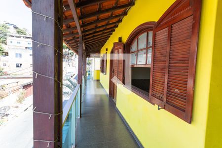 Varanda da Sala de casa à venda com 3 quartos, 300m² em São Marcos, Belo Horizonte