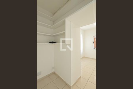 Quarto de casa para alugar com 2 quartos, 140m² em Parque Renato Maia, Guarulhos