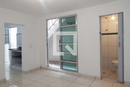 Quarto de casa para alugar com 1 quarto, 40m² em Vila Sabrina, São Paulo