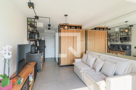 Sala/Quarto de kitnet/studio para alugar com 1 quarto, 27m² em Santo Amaro, São Paulo