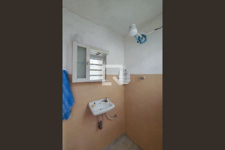 Banheiro de casa para alugar com 1 quarto, 60m² em Sacomã, São Paulo