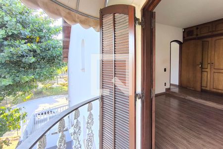 Casa à venda com 259m², 3 quartos e 3 vagas Casa à venda com 259m², 3 quartos e 3 vagasQuarto 1 - Suíte