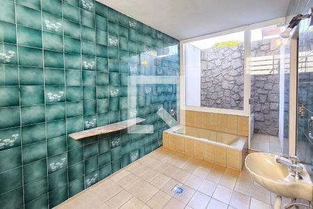 Casa à venda com 259m², 3 quartos e 3 vagas Casa à venda com 259m², 3 quartos e 3 vagasBanheiro da Suíte