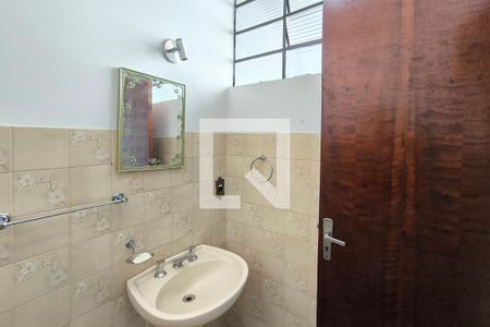 Casa à venda com 259m², 3 quartos e 3 vagas Casa à venda com 259m², 3 quartos e 3 vagasBanheiro 3