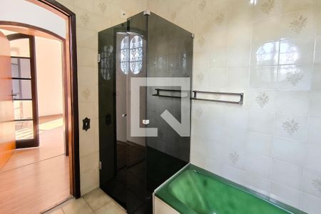 Casa à venda com 259m², 3 quartos e 3 vagas Casa à venda com 259m², 3 quartos e 3 vagasBanheiro 1