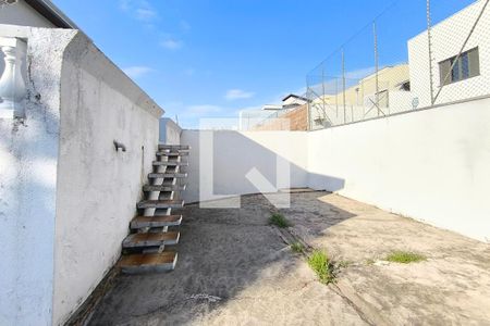 Casa à venda com 259m², 3 quartos e 3 vagas Casa à venda com 259m², 3 quartos e 3 vagasÁrea comum