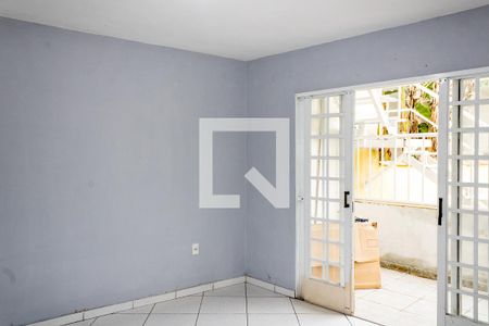 Casa para alugar com 62m², 2 quartos e 1 vagaSala