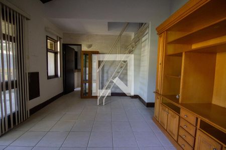 Casa de condomínio à venda com 79m², 4 quartos e 1 vagaSala