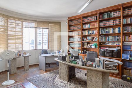 Sala  de apartamento à venda com 3 quartos, 245m² em Bela Vista, São Paulo