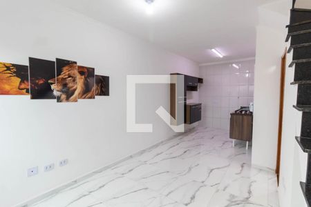 Sala de casa de condomínio à venda com 2 quartos, 64m² em Vila Costa Melo, São Paulo