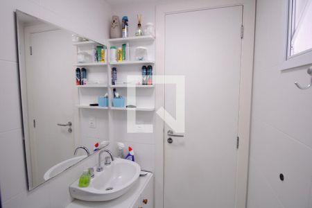 Banheiro de casa à venda com 2 quartos, 84m² em Catete, Rio de Janeiro