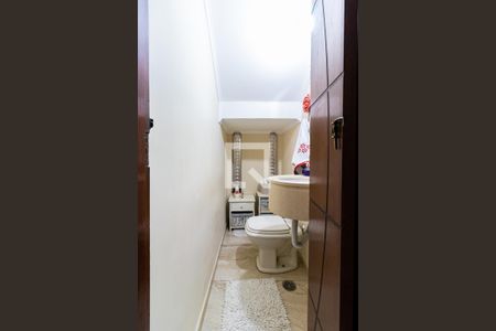 Lavabo de casa à venda com 3 quartos, 130m² em Jardim dos Lagos, São Paulo