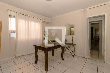Sala 2 de casa à venda com 4 quartos, 175m² em Jardim Itu, Porto Alegre