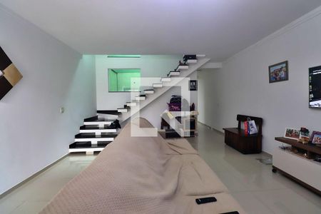 Sala de casa para alugar com 3 quartos, 250m² em Vila Curuçá, Santo André